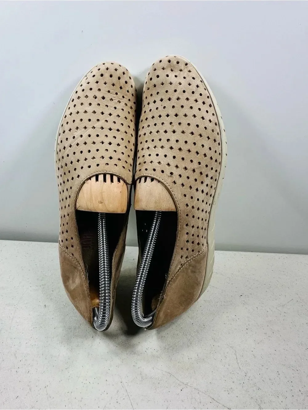 Munro Womens Skipper Slip On Flat Perfora... size 10N